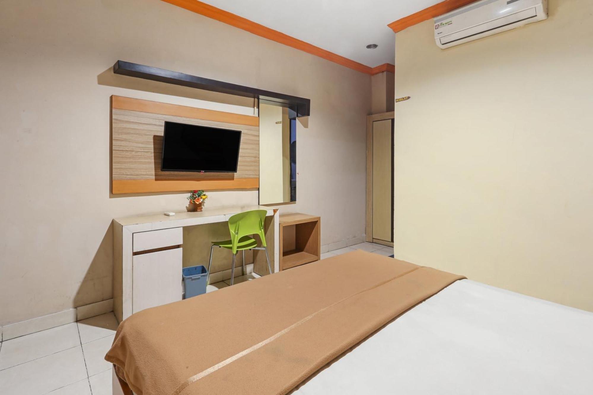 Collection O 93163 Hotel Grand Kartika Parepare Eksteriør billede