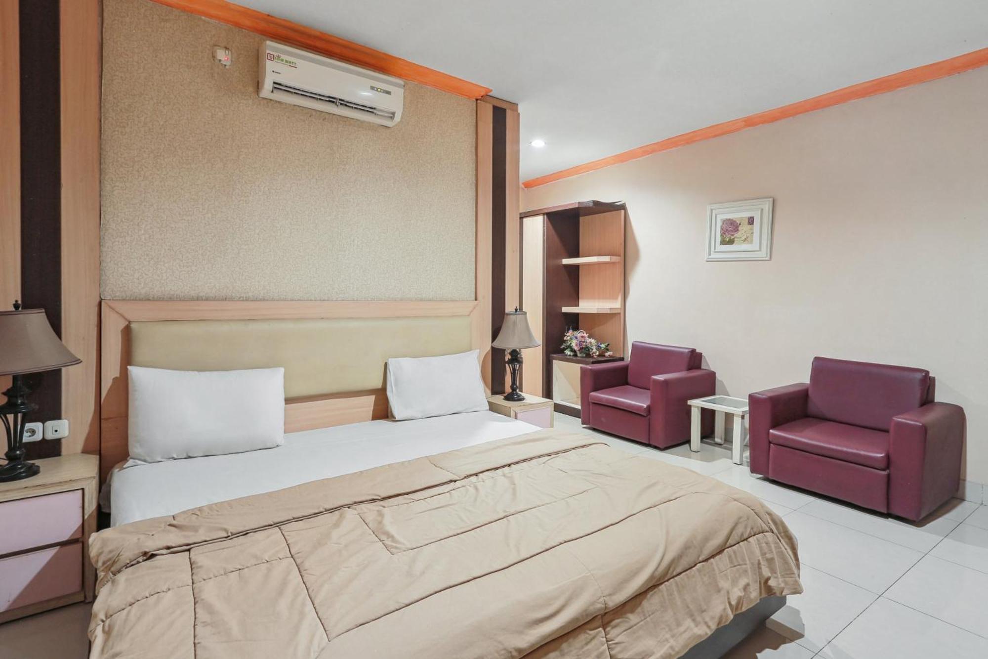 Collection O 93163 Hotel Grand Kartika Parepare Eksteriør billede