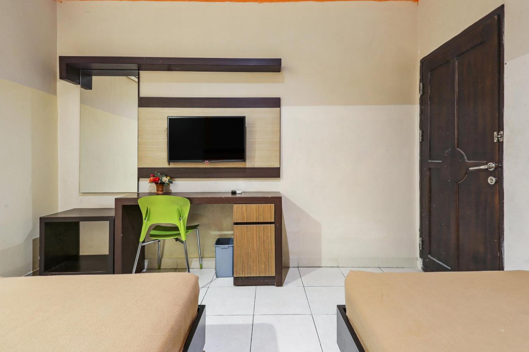 Collection O 93163 Hotel Grand Kartika Parepare Eksteriør billede